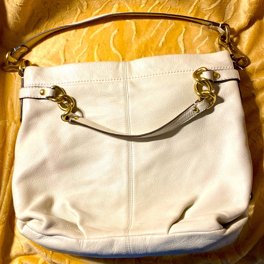 COACH  Leather Bag -. Beige